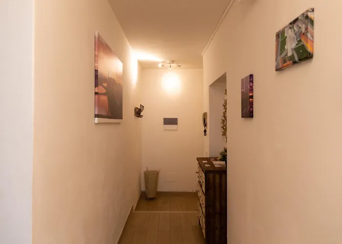 Sm32 Pacinotti Apartment